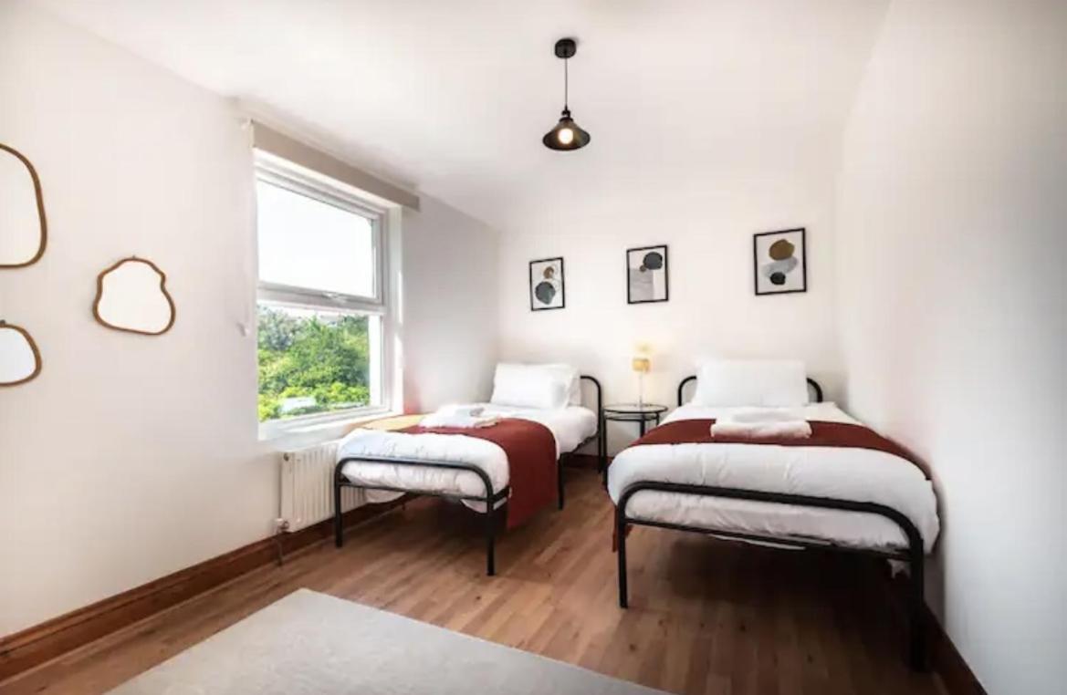 Casa vacanze Metropolitan - 2 Bed, Private Parking Apartment, Great Commercial From Stay! Southampton
